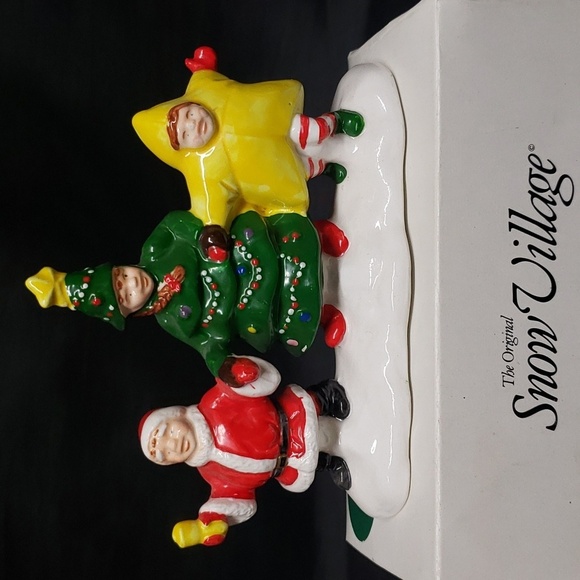Dept. 56 Original Snow Village Porcelain  "We're Going to a Christmas Pageant" - Picture 1 of 8